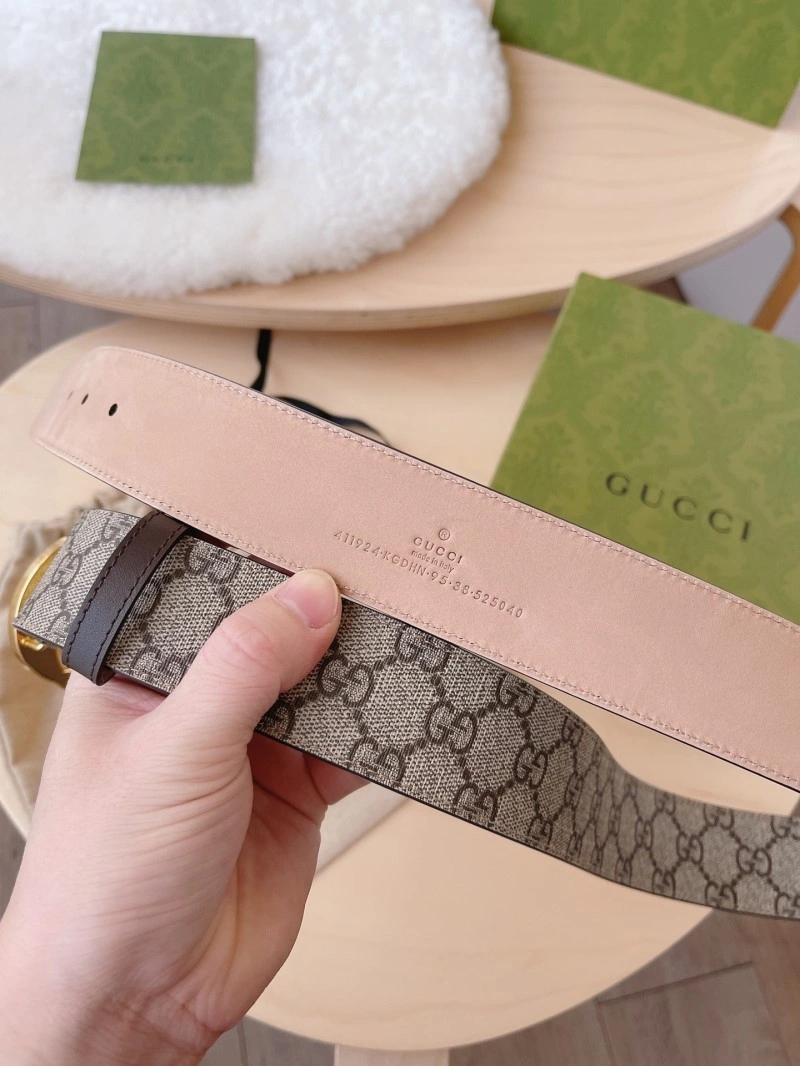 Sleek Gucci Belts 290557