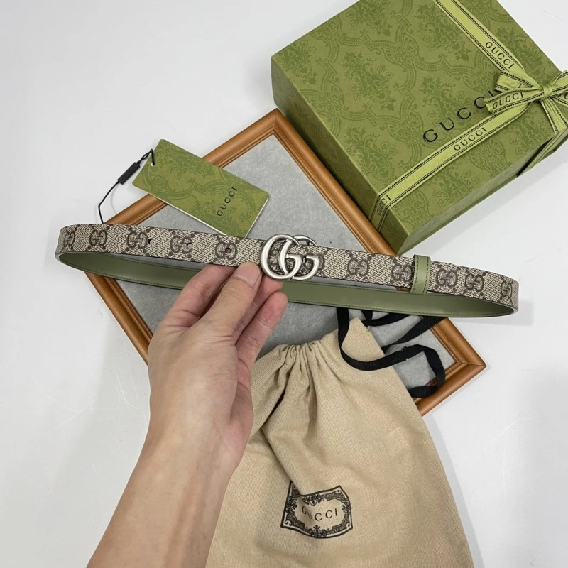 Minimalist Gucci Belts 290391