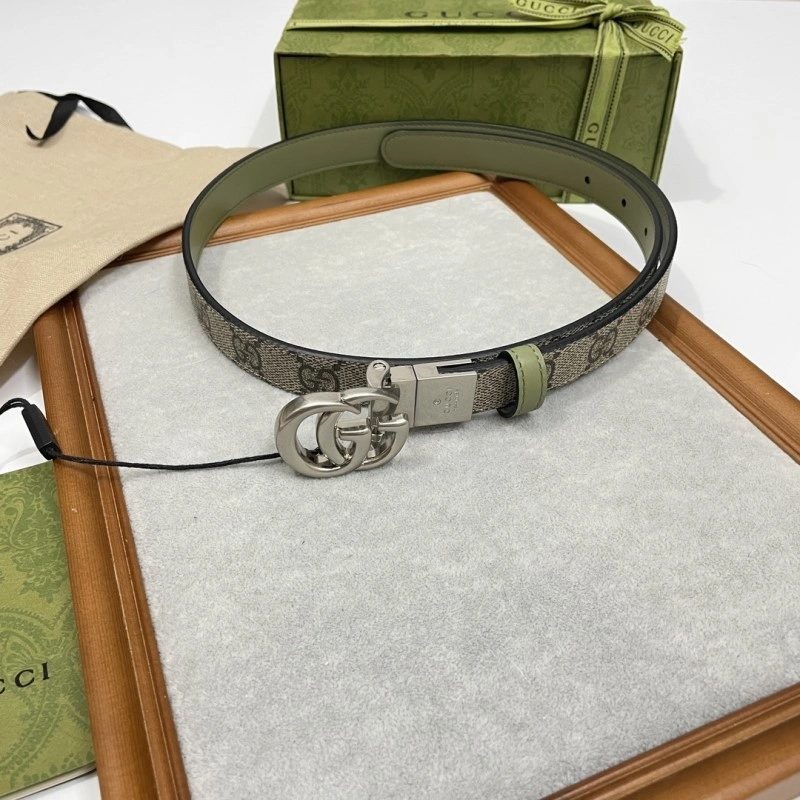 Minimalist Gucci Belts 290391