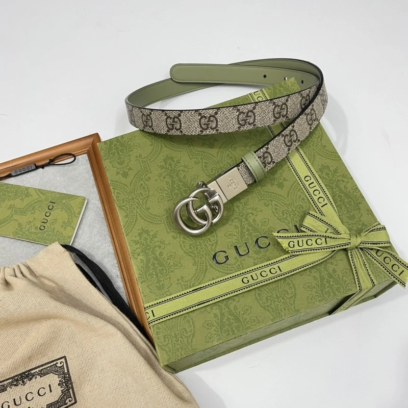 Minimalist Gucci Belts 290391