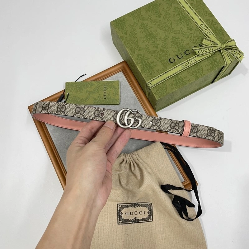 Gucci Belts Sleek 290384