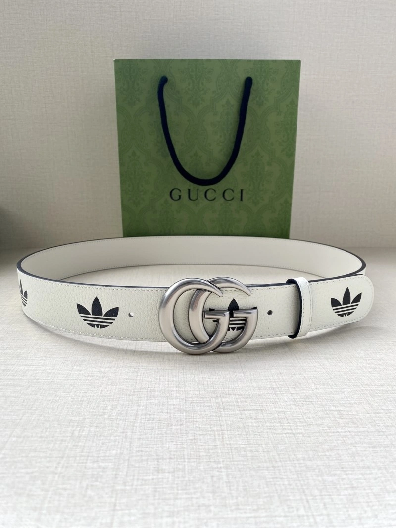 RelaxedFit Gucci Belts 290244