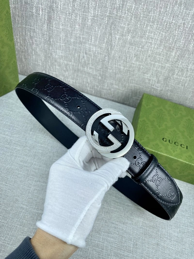 Effortless Gucci Belts 290234