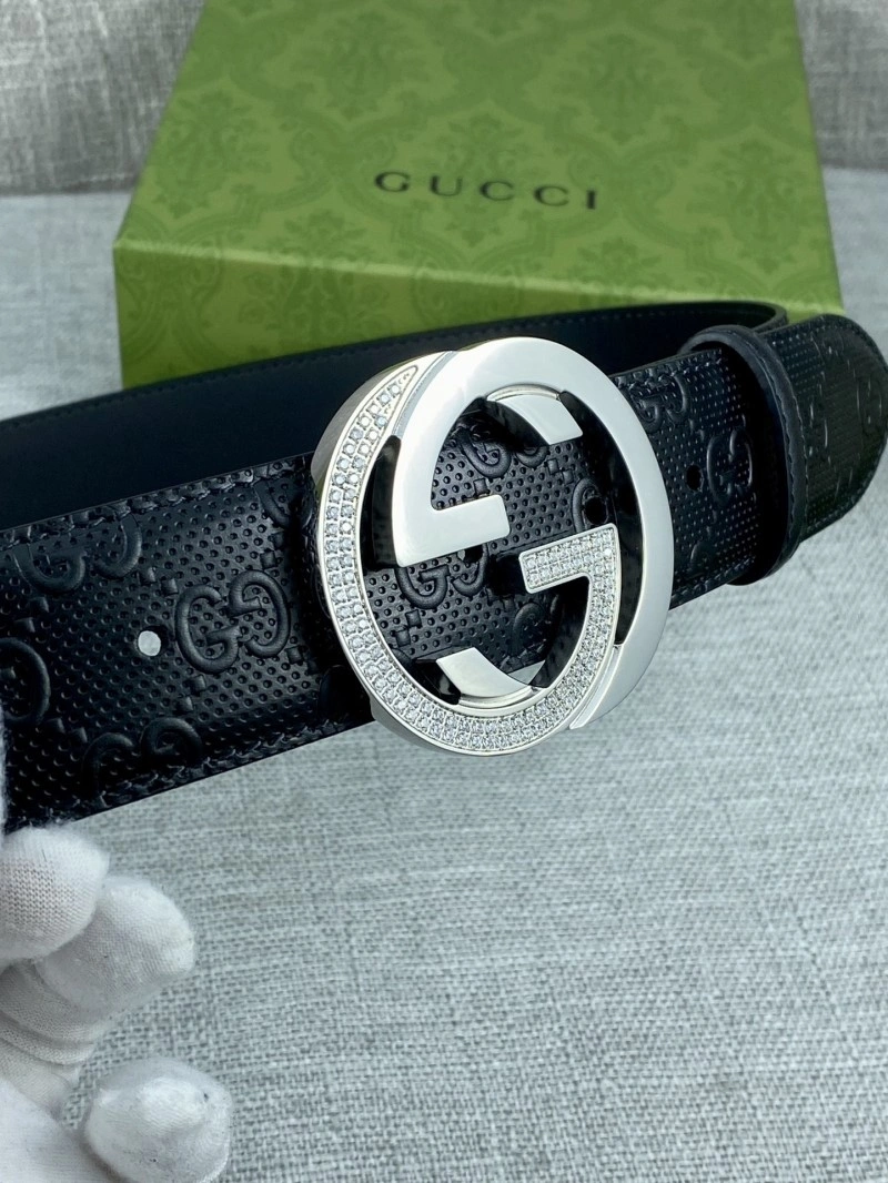 Effortless Gucci Belts 290234