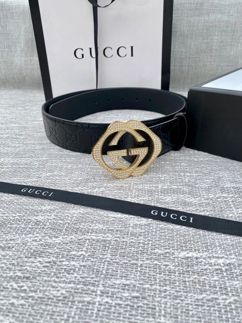 Sporty Gucci Belts 290126