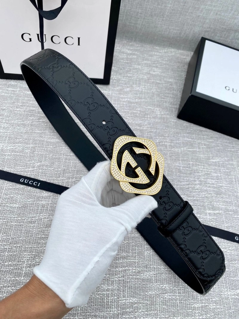 Sporty Gucci Belts 290126