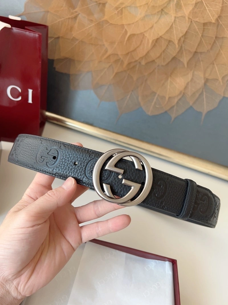 Lightweight Gucci Belts 290058