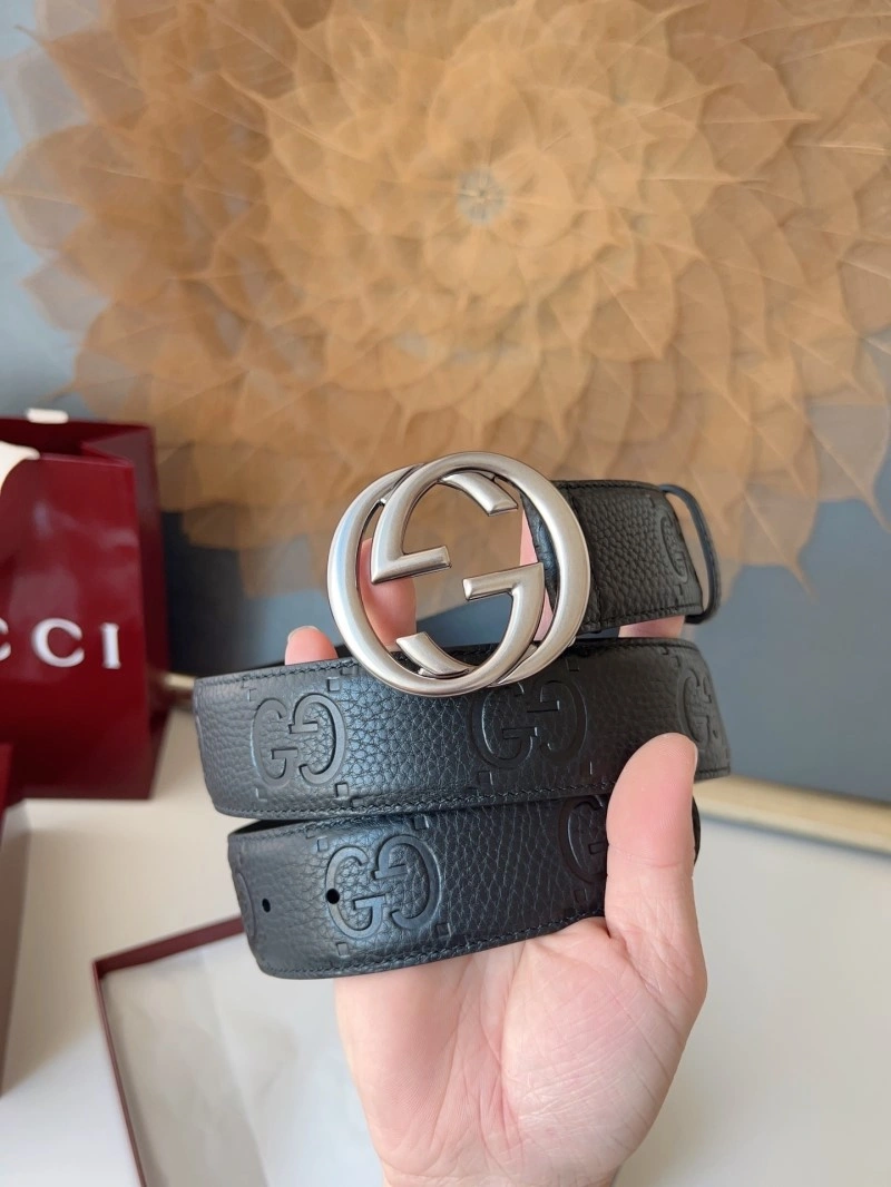 Lightweight Gucci Belts 290058