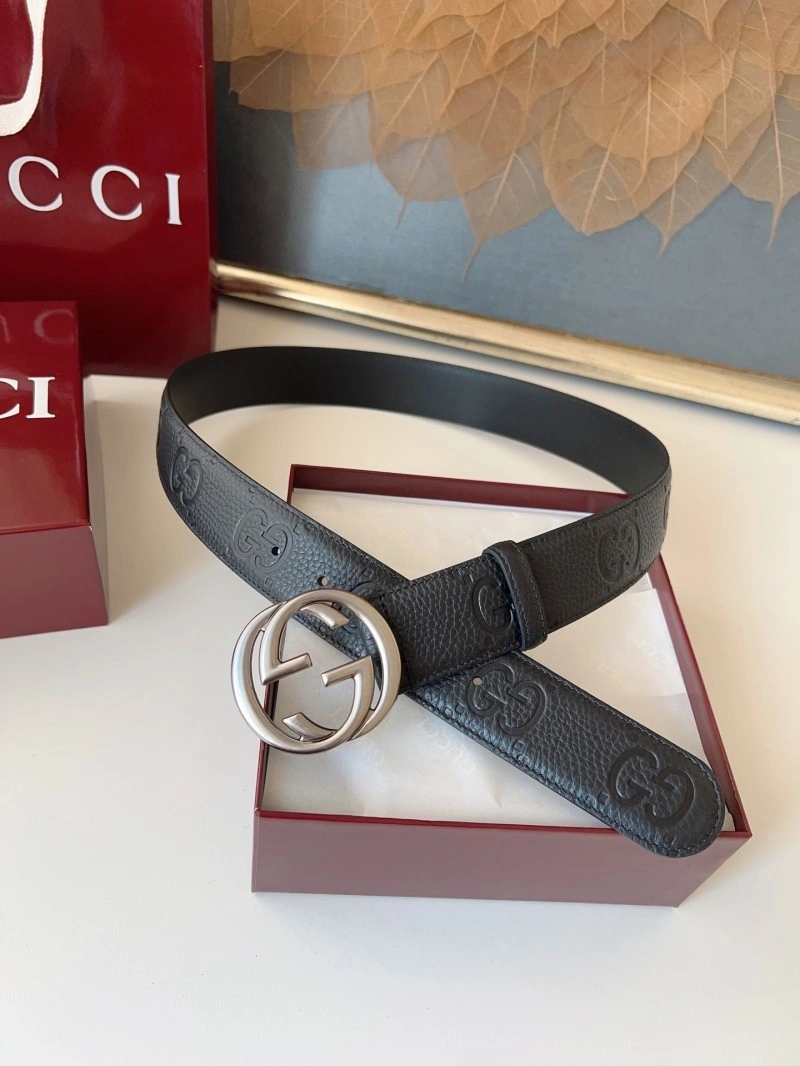 Lightweight Gucci Belts 290058