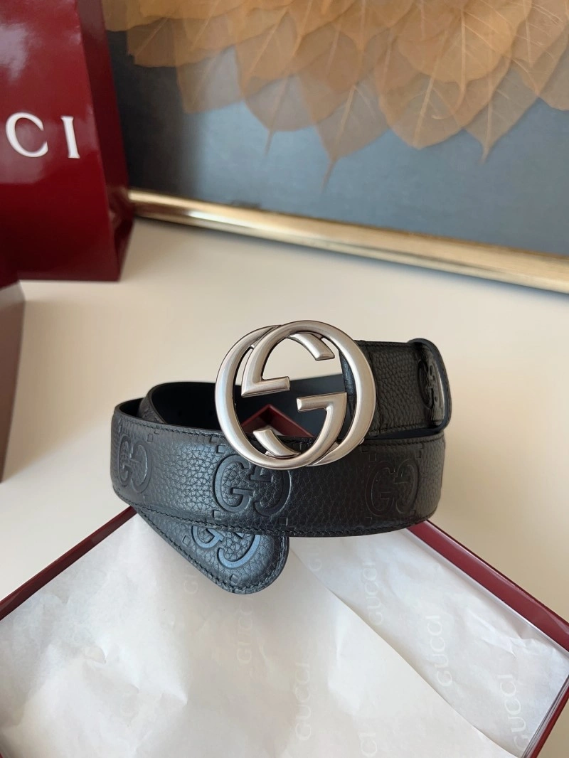 Lightweight Gucci Belts 290058