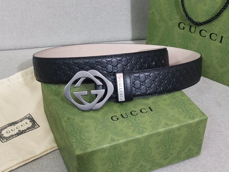 Gucci Belts Compact 289965