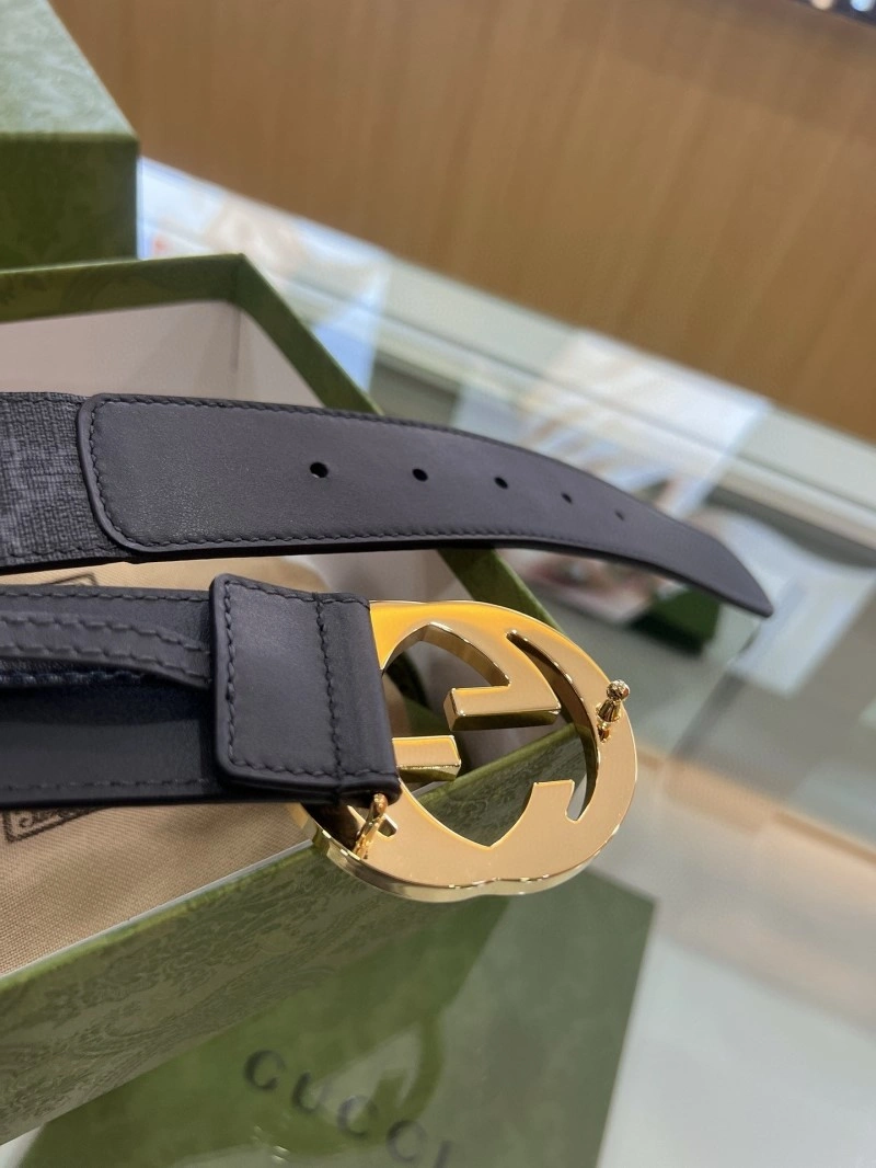 Lightweight Gucci Belts 289945