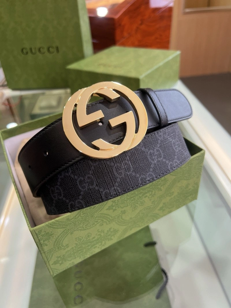 Lightweight Gucci Belts 289945