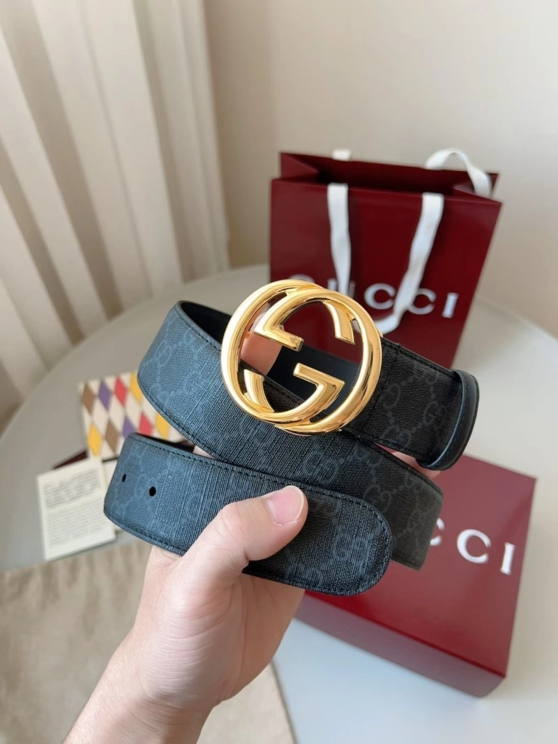 Cozy Gucci Belts 289830