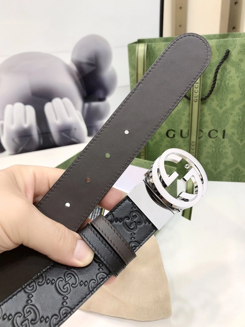 Sporty Gucci Belts 289826