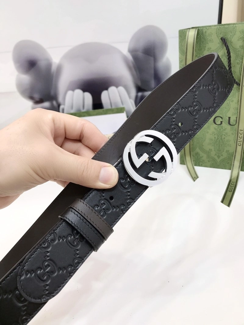 Sporty Gucci Belts 289826