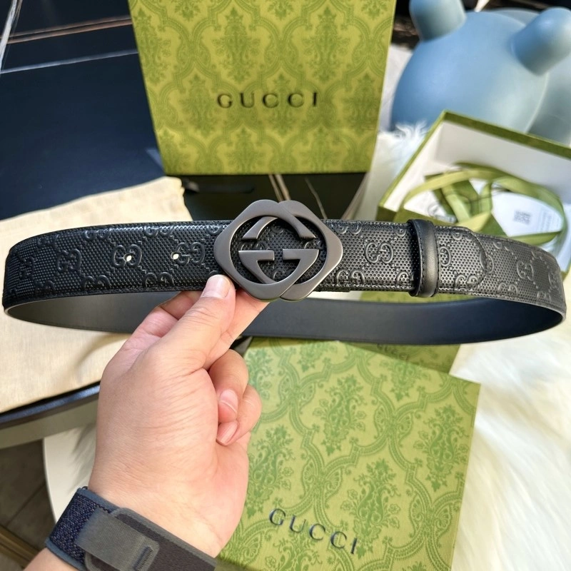 Bold Gucci Belts 289739