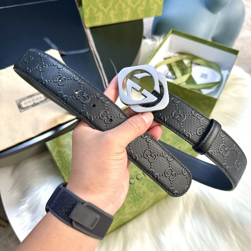 Sporty Gucci Belts 289711