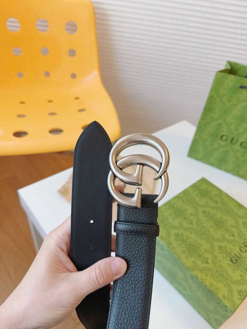 Lightweight Gucci Belts 293837