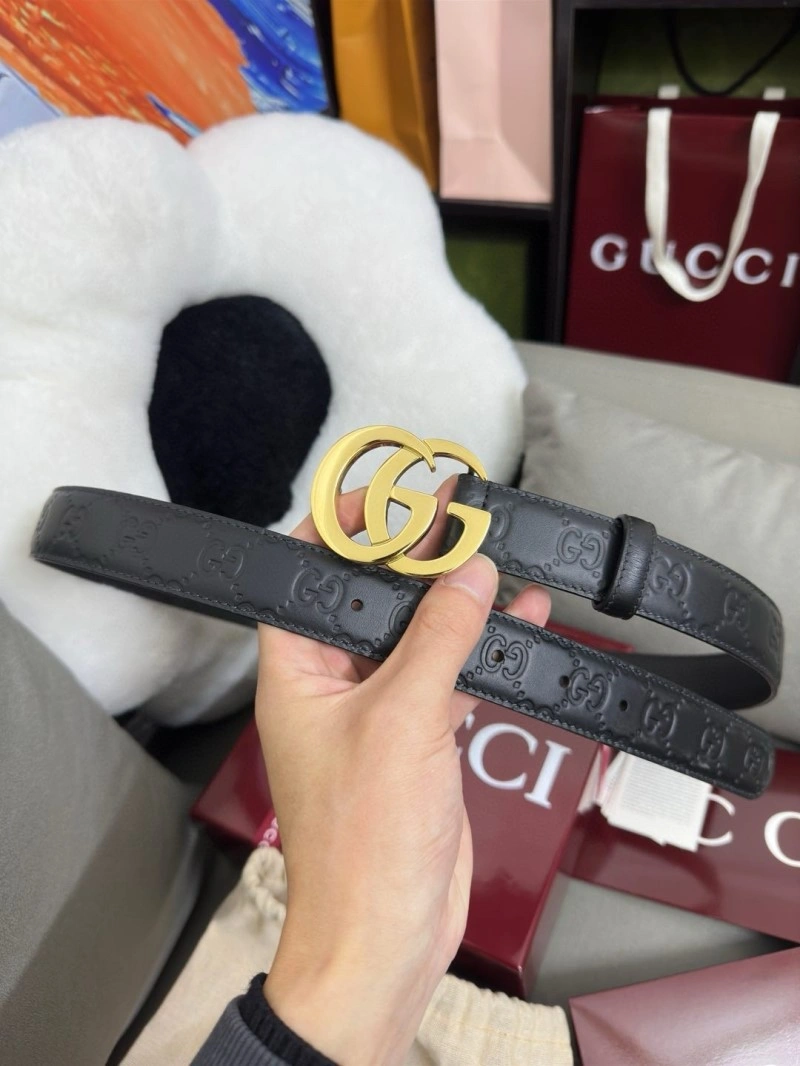 Lightweight Gucci Belts 289642
