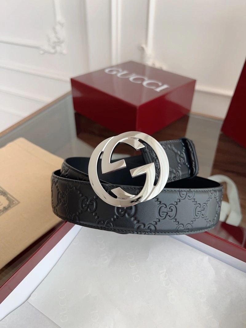 Cozy Gucci Belts 289535