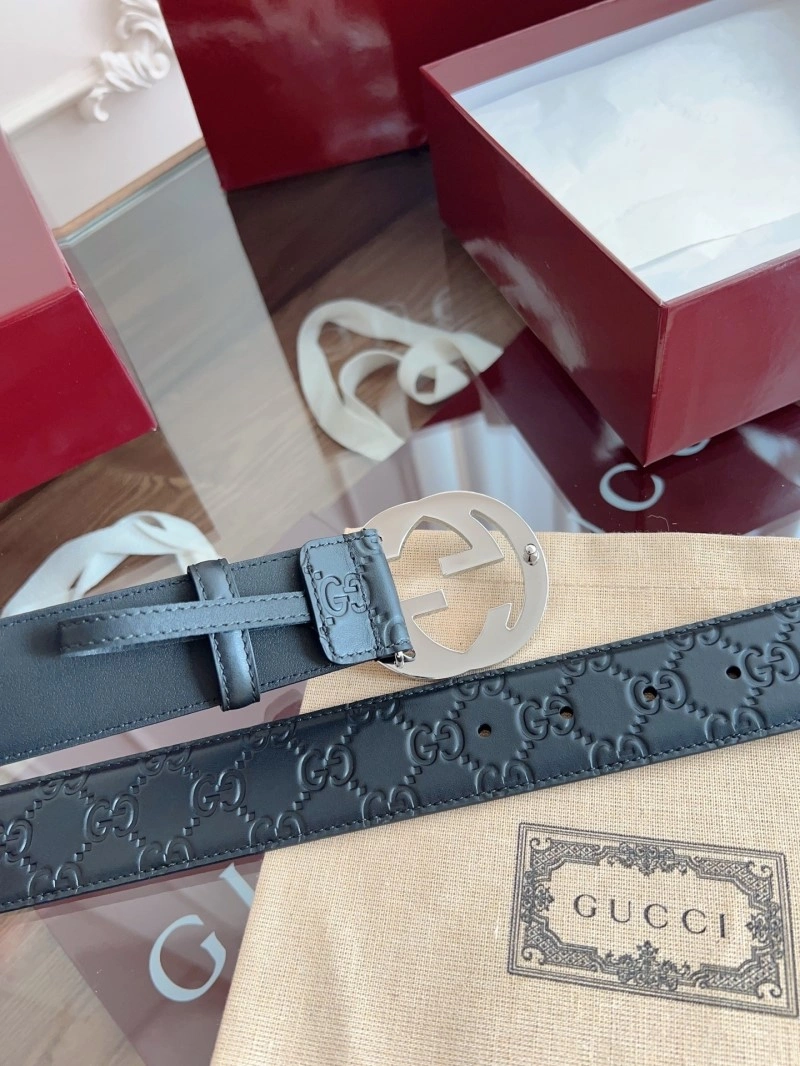 Cozy Gucci Belts 289535