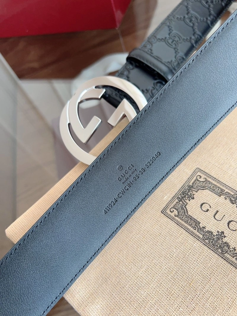 Cozy Gucci Belts 289535