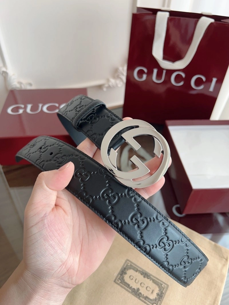 Cozy Gucci Belts 289535