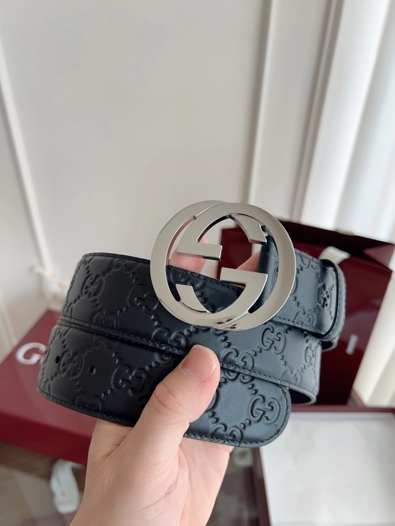 Cozy Gucci Belts 289535