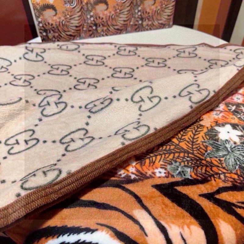 Affordable Gucci Blanket 256569