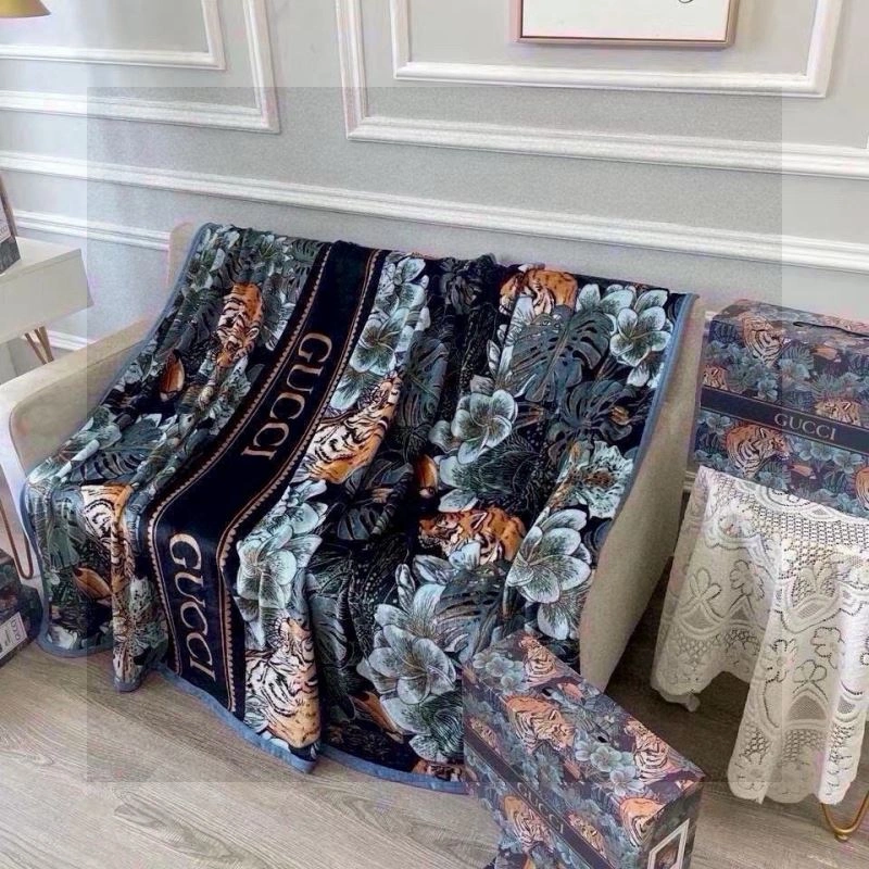 WaterResistant Gucci Blanket 256568