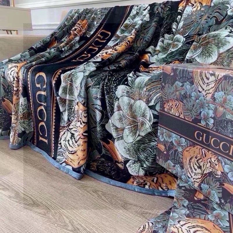 WaterResistant Gucci Blanket 256568