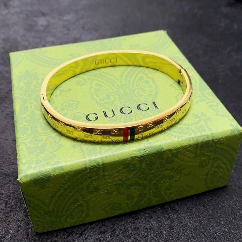 Bright Gucci Bracelets 246041
