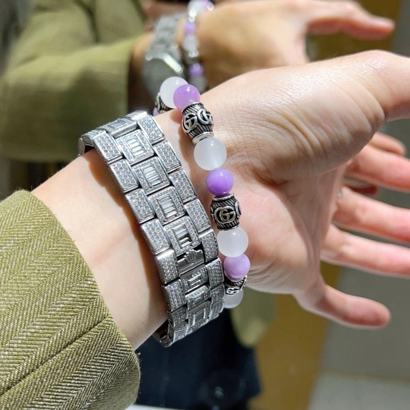 Supportive Gucci Bracelets 246064