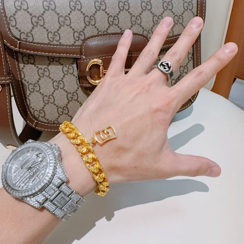 Chic Gucci Bracelets 246065