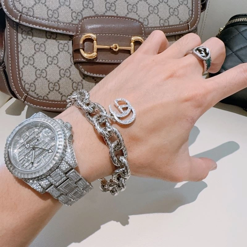 Gucci Bracelets Stylish 246034