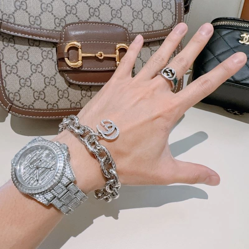 Gucci Bracelets Stylish 246034