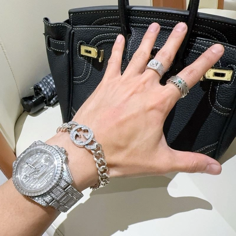 Chic Gucci Bracelets 245896