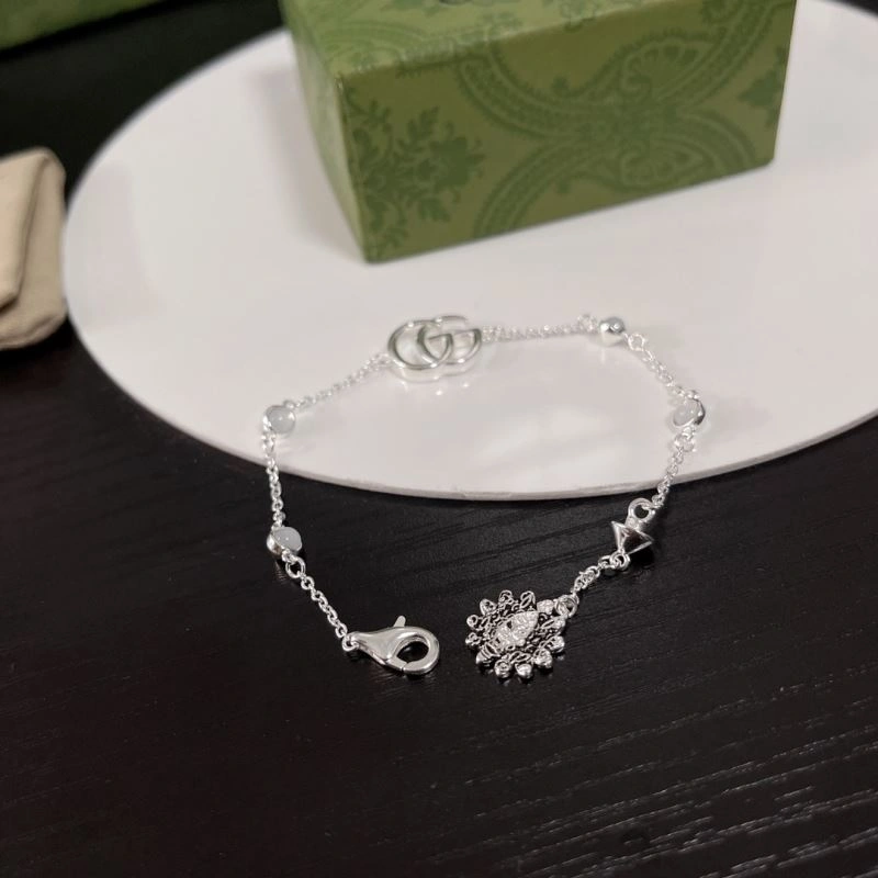 Effortless Gucci Bracelets 246681