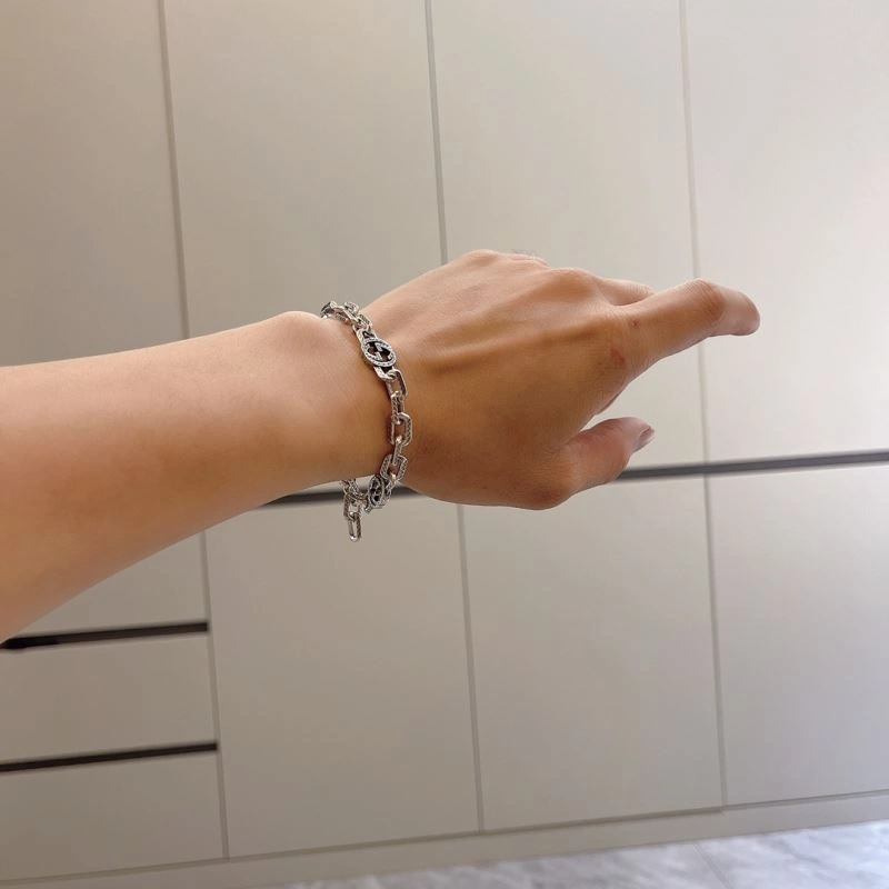Comfortable Gucci Bracelets 246656
