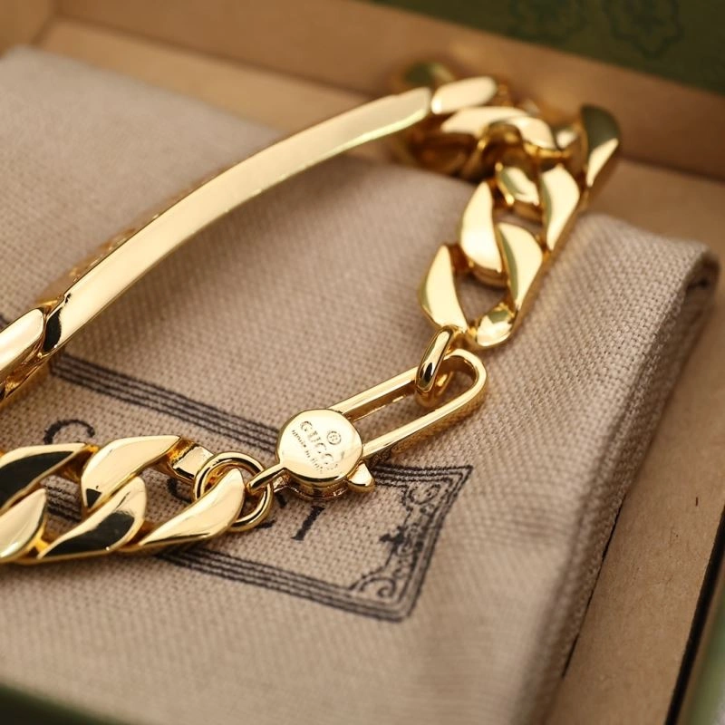 EyeCatching Gucci Bracelets 246657
