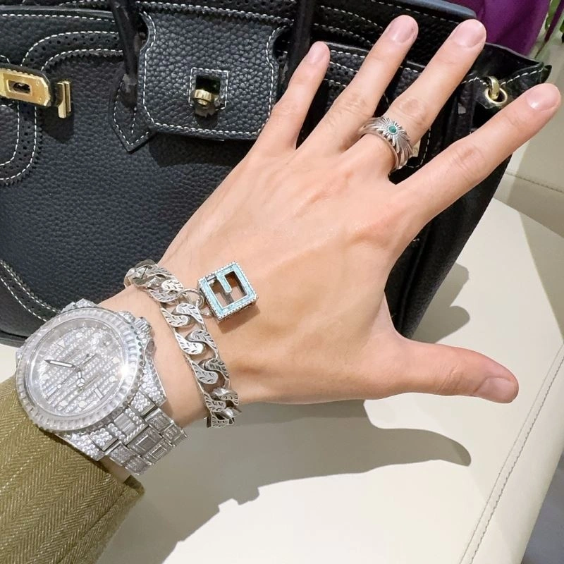 Gucci Bracelets Stylish 246640