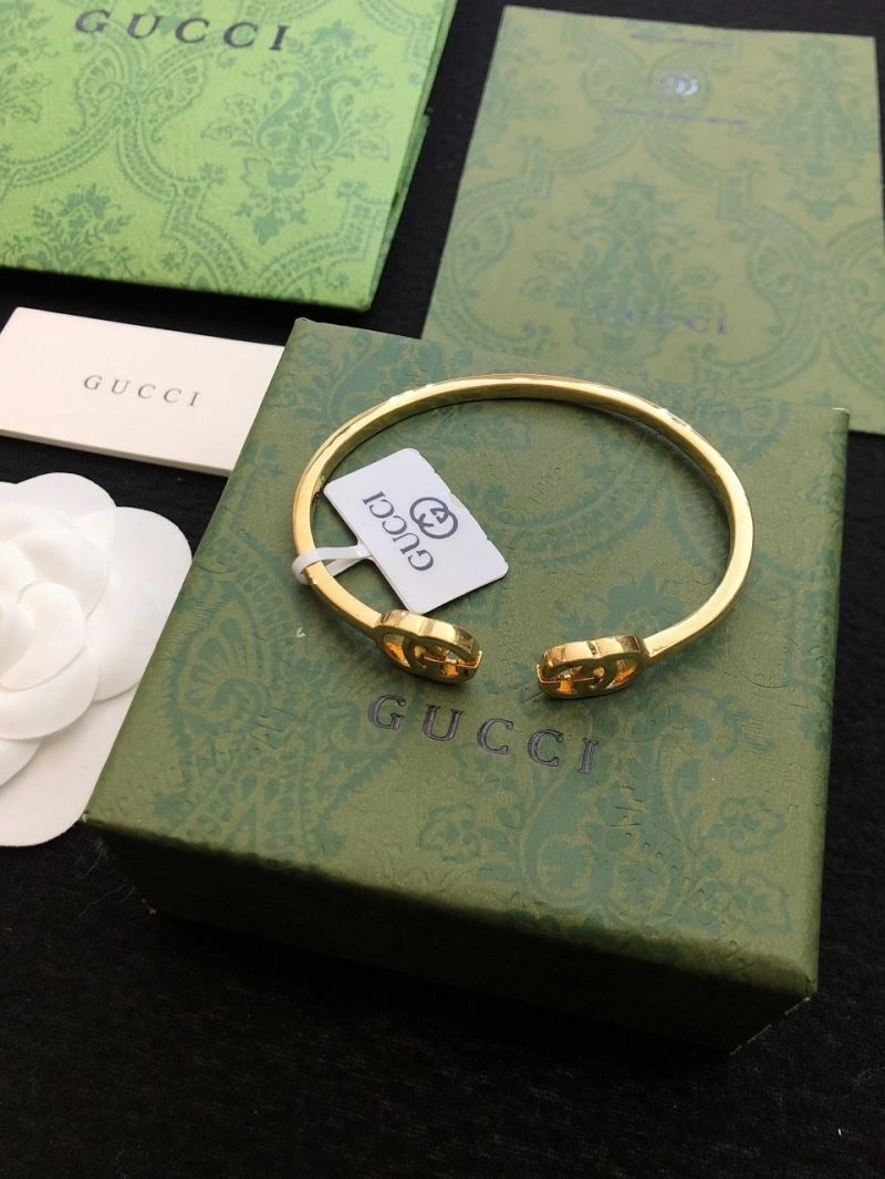 Casual Gucci Bracelets 246398