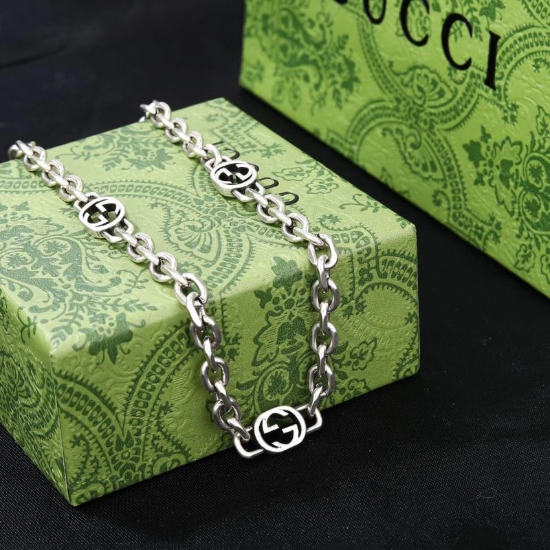 Snug Gucci Bracelets 246376