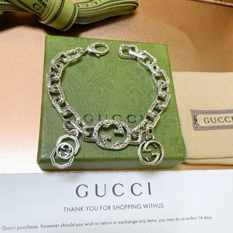 TechFriendly Gucci Bracelets 246374