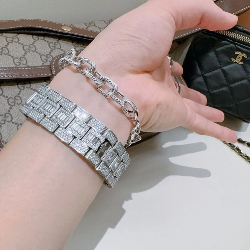 TechFriendly Gucci Bracelets 246374