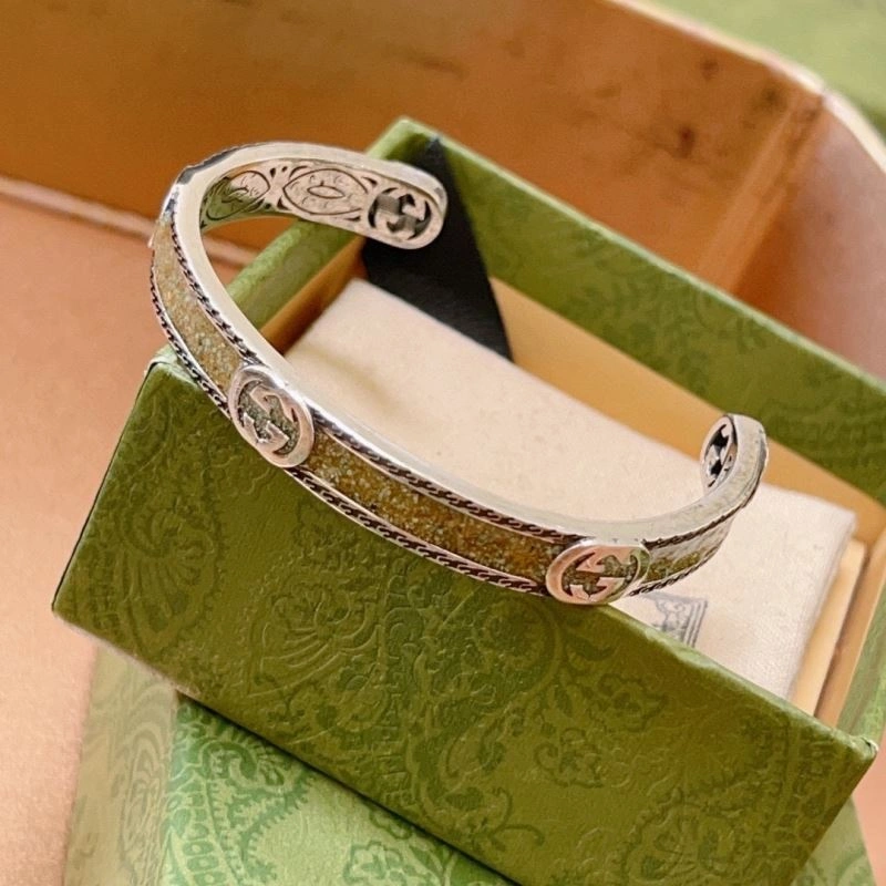 Tailored Gucci Bracelets 246372