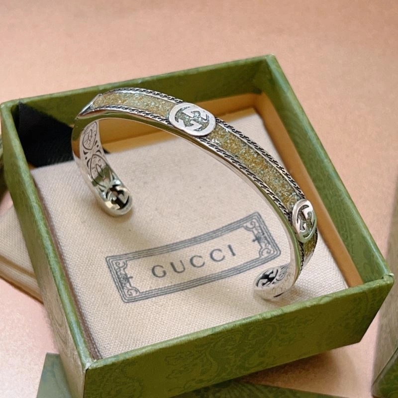 Tailored Gucci Bracelets 246372