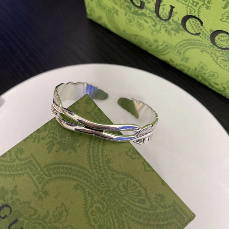 Contemporary Gucci Bracelets 246354