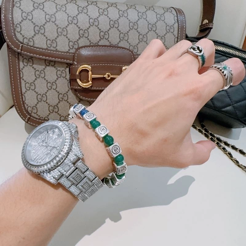 Gucci Bracelets Versatile 246345